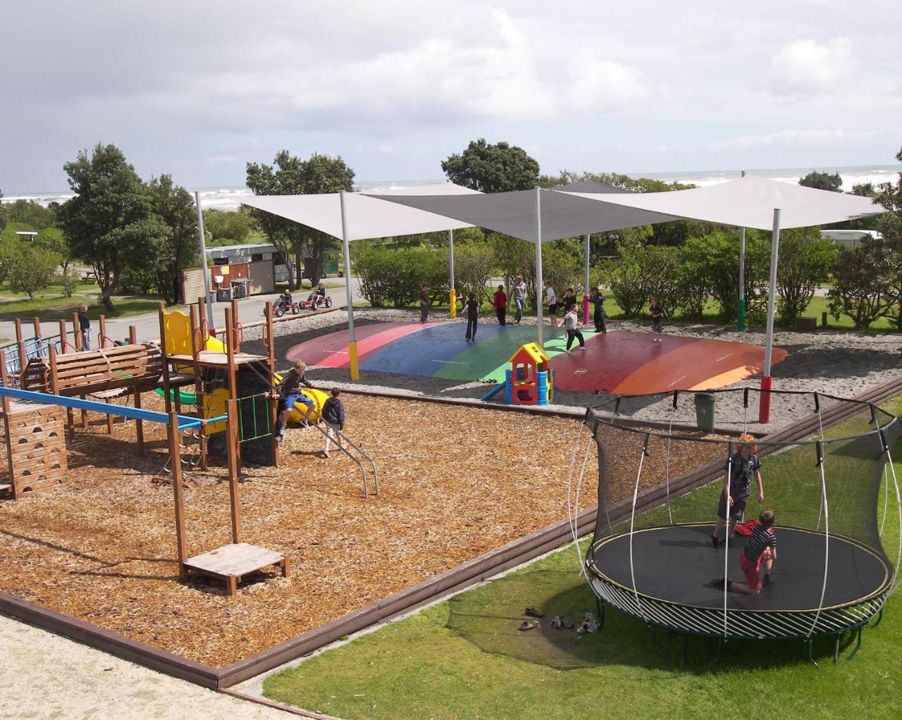 Greymouth Seaside Top 10 Holiday Park Eksteriør bilde