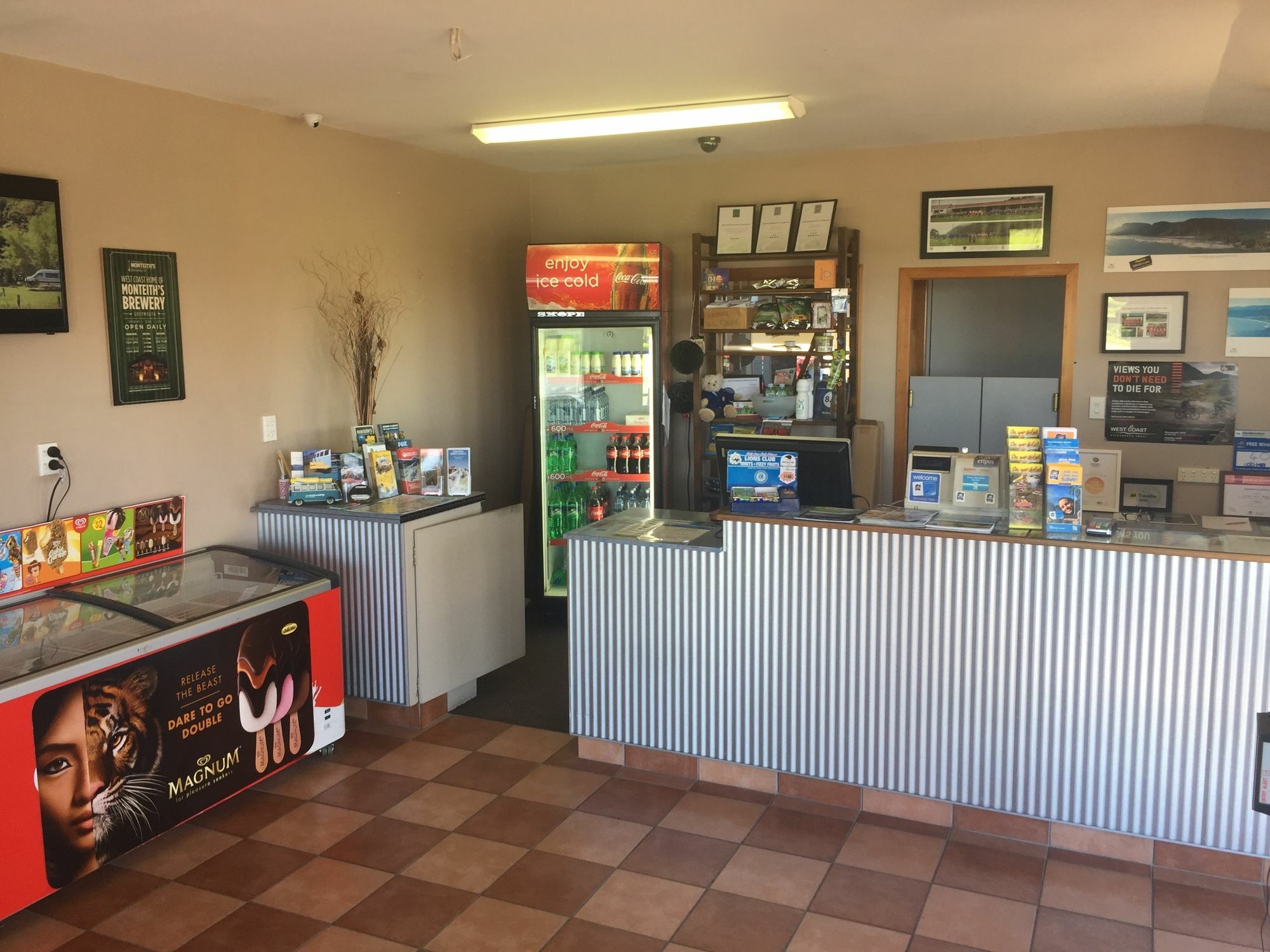 Greymouth Seaside Top 10 Holiday Park Eksteriør bilde